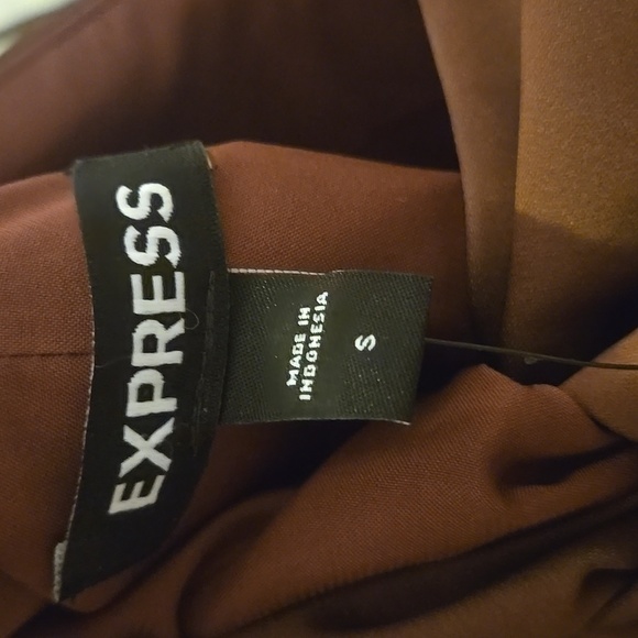 New Satin Floral Twist Front Maxi Dress - Picture 16 of 17